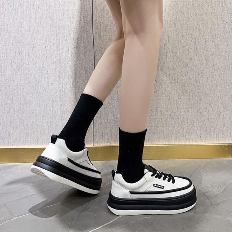 2116 Sepatu Wanita Sneakers Tali Import