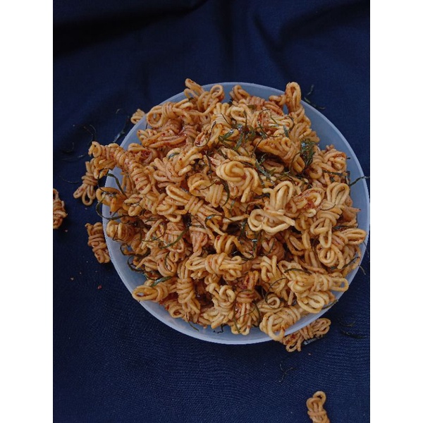

mie gulung pedas daun jeruk purut