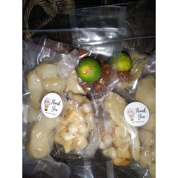 

boci ayam suwir pedas