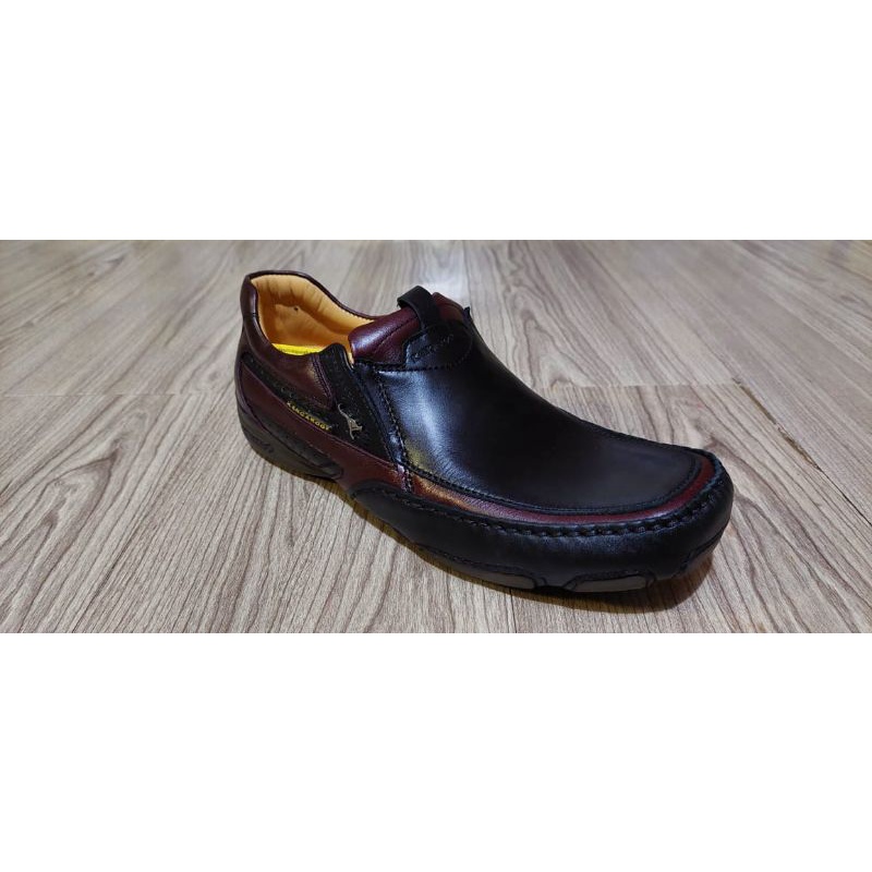 Sepatu Kangaroo