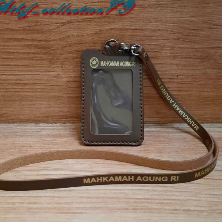 

マ Tempat Id Card Mahkamah Agung MA RI Kulit Holder Id Card Kulit MA Mahkamah Agung RI Kalung New