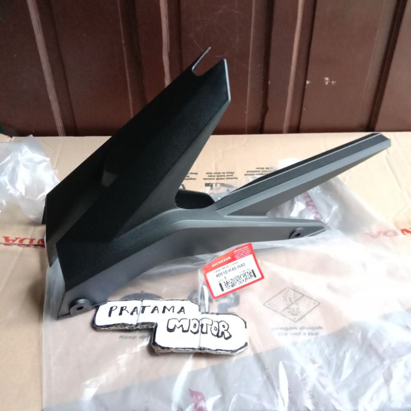 Tutup Rantai / Stangkas Rantai CBR150R ORI  Case Drive Chain – New CBR 150R K45G & New CBR 150R K45N