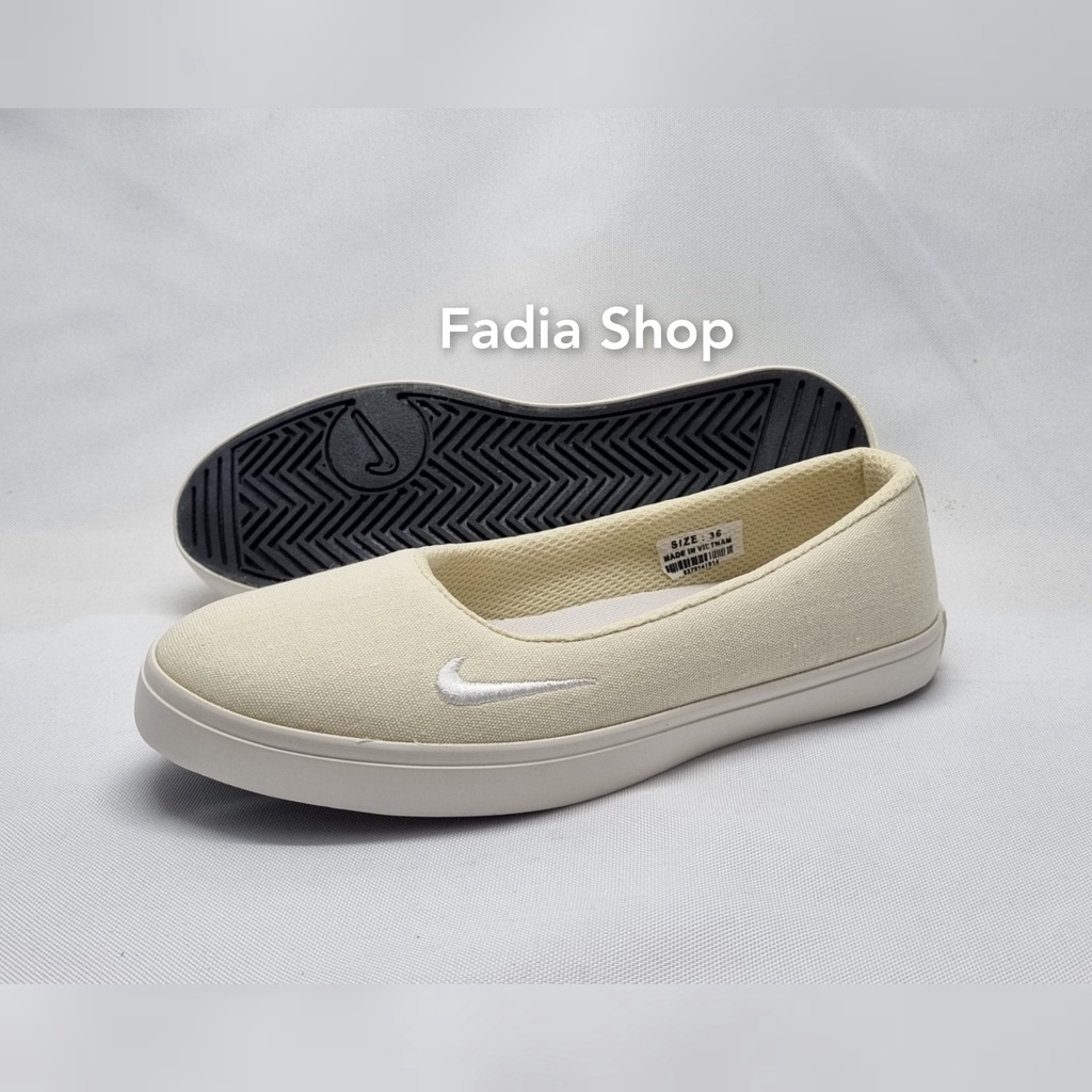 Sepatu wanita slip on BLT01.sepatu flat.sepatu hijabers.sepatu kerja.sepatu murah berkualitas.sepatu santai