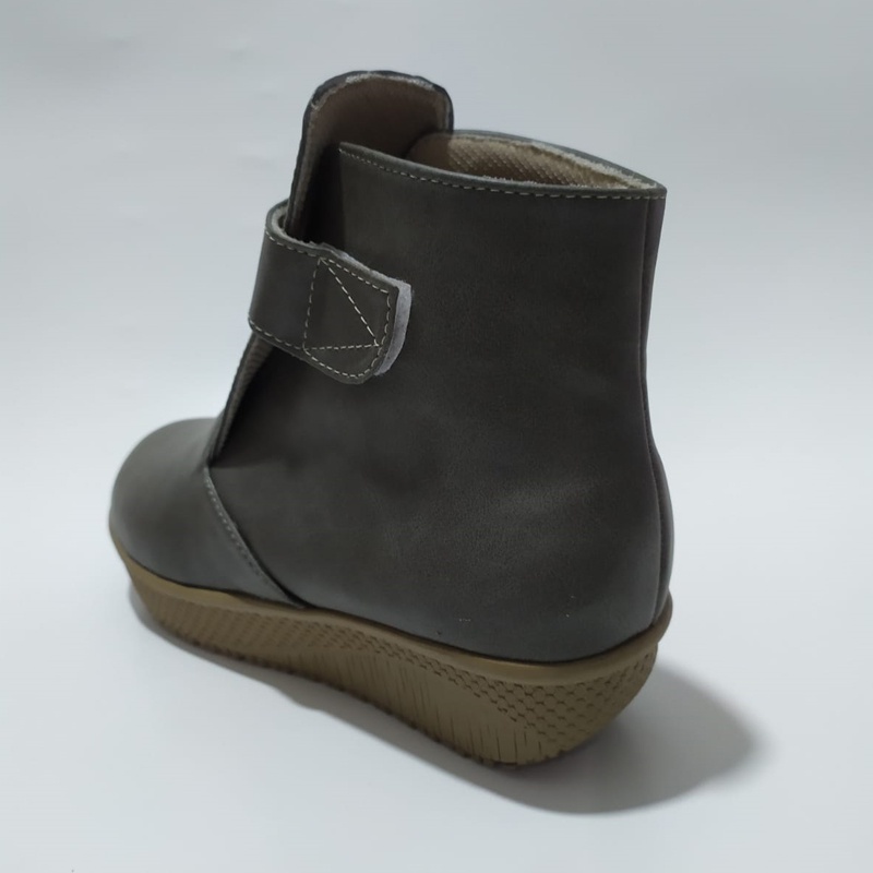 GEUGEUT GGT015 SEPATU WANITA SEPATU FLAT BOOTS FASHION KOREA TERLARIS