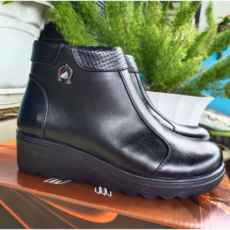 Sepatu Booth Wanita Sepatu Medali Kulit Asli Sepatu Kerja Polwan Secwan Sus PNS