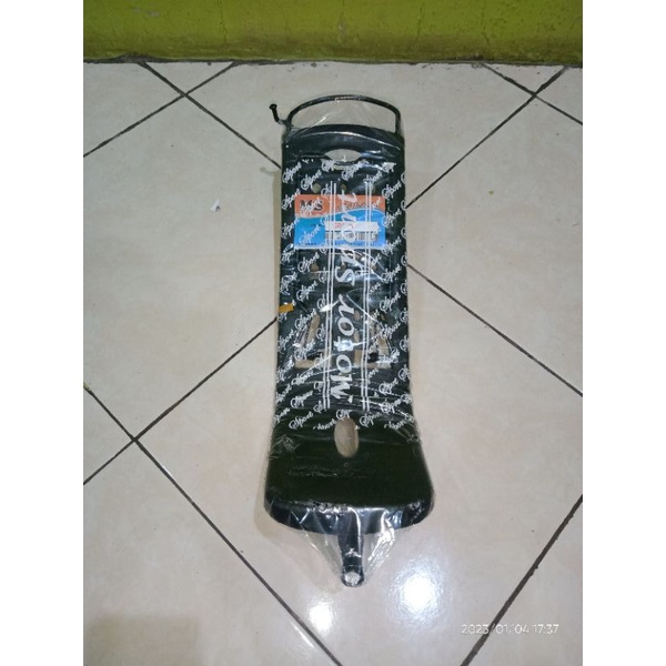 rak jepit tengah Astrea grand plastik dan besi