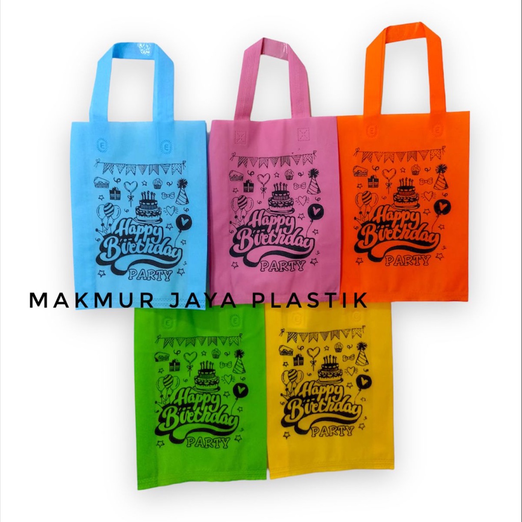 

[ GOODIE BAG KARAKTER - ISI 12 PC ] TAS KAIN SOUVENIR ULANG TAHUN ANAK