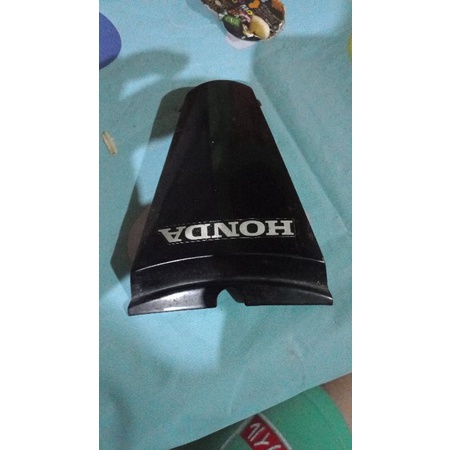 SAMBUNGAN body belakang cbr 150 old