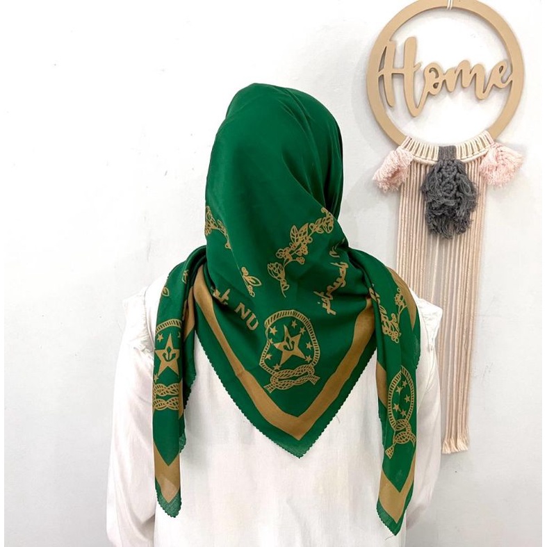 KERUDUNG SEGI EMPAT VOAL MOTIF ARAB TAJMAHAL