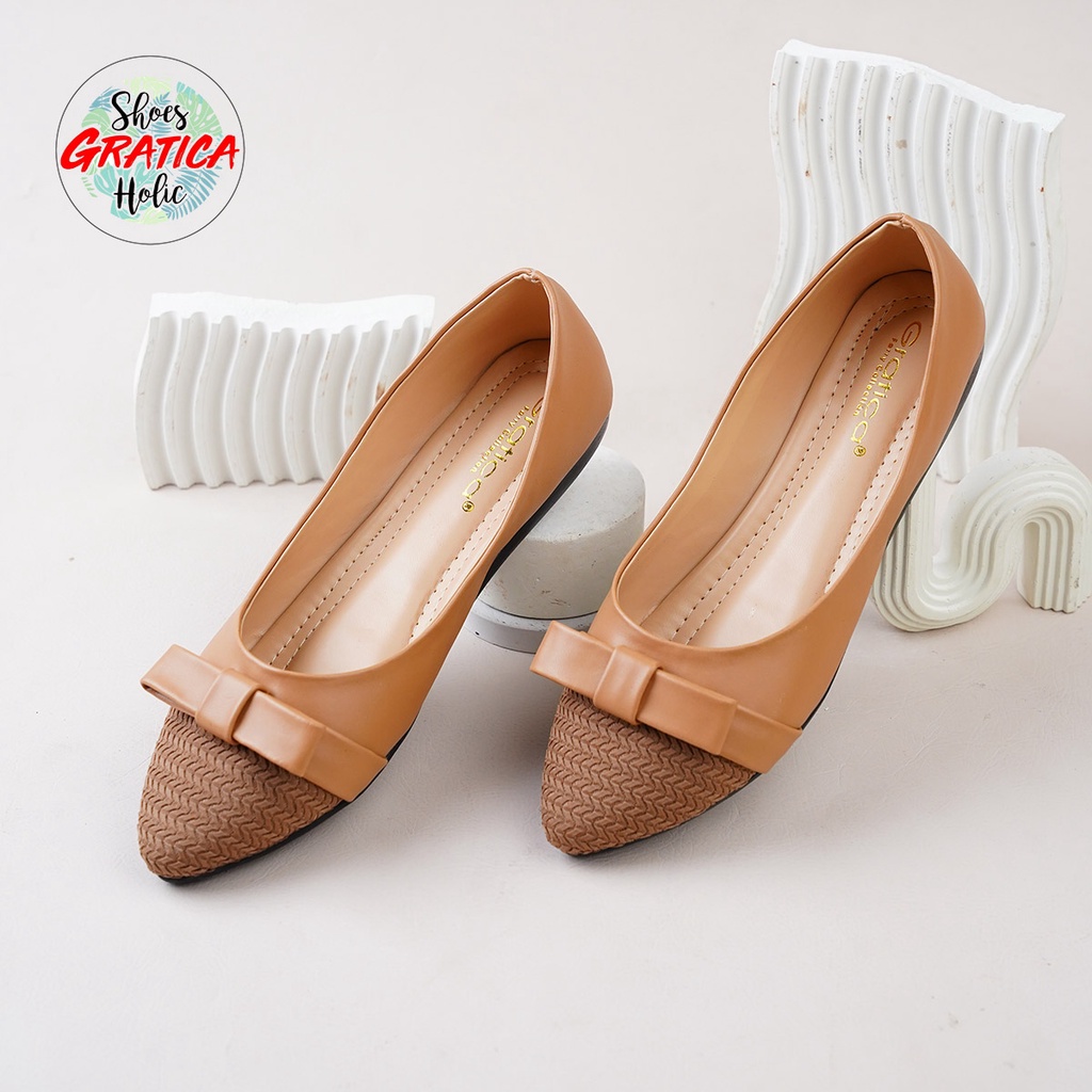 Flat Shoes Gratica Terbaru SILVANNA / Sepatu kerja Kekinian ( Variasi pita )