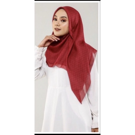 Buttonscarves Tapis Square