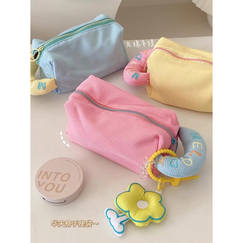 MELODY GRID COSMETIC BAG / TAS PENYIMPANAN BERKAPASITAS BESAR / TRAVELLING POUCH ORGANIZER /  KOREAN CUTE PILLOW MAKE UP POUCH / TAS MAKEUP BANTAL PASTEL COLOR / TAS KOSMETIK PERJALANAN WANITA TAHAN AIR / KOTAK PENSIL ESTETIK / FLUFFY KOREAN POUCH