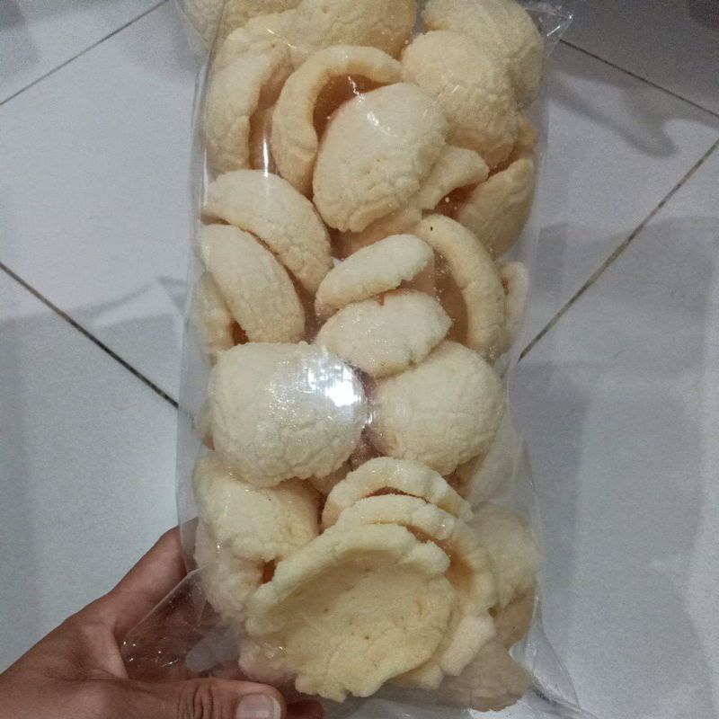 

Kerupuk Ikan Mangkok