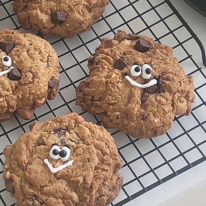 

SEGERA BELI Cookies Feelin' Good YU7'