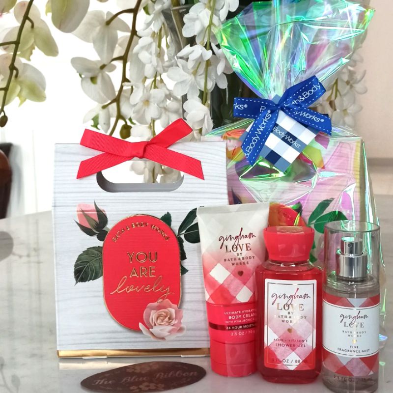 BATH AND BODY WORKS HARD CASE GIFT SET (A THOUSAND WISHES , PURE WONDER , GINGHAM LOVE)