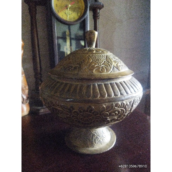 Bokor Tutup Klemuk Jawa Tua