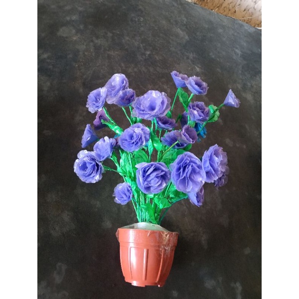 bunga hiasan ruang tamu