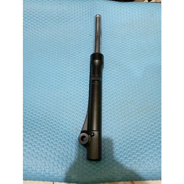 SHOCKBREAKE DEPAN KANAN BEAT F1 VARIO 125 OLD KZL