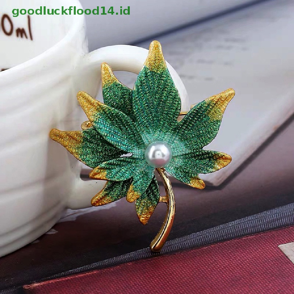 [GOOGFOUR] Pin Bros Daun Maple Kristal Dengan Mutiara Palsu Wanita Lapel Pin Girl Decor [TOP]