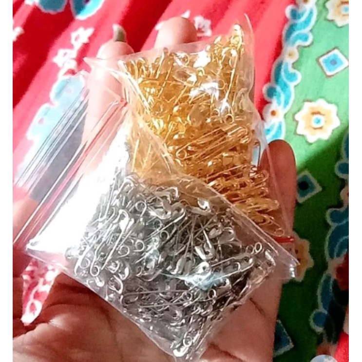 Peniti kecil/peniti hijab