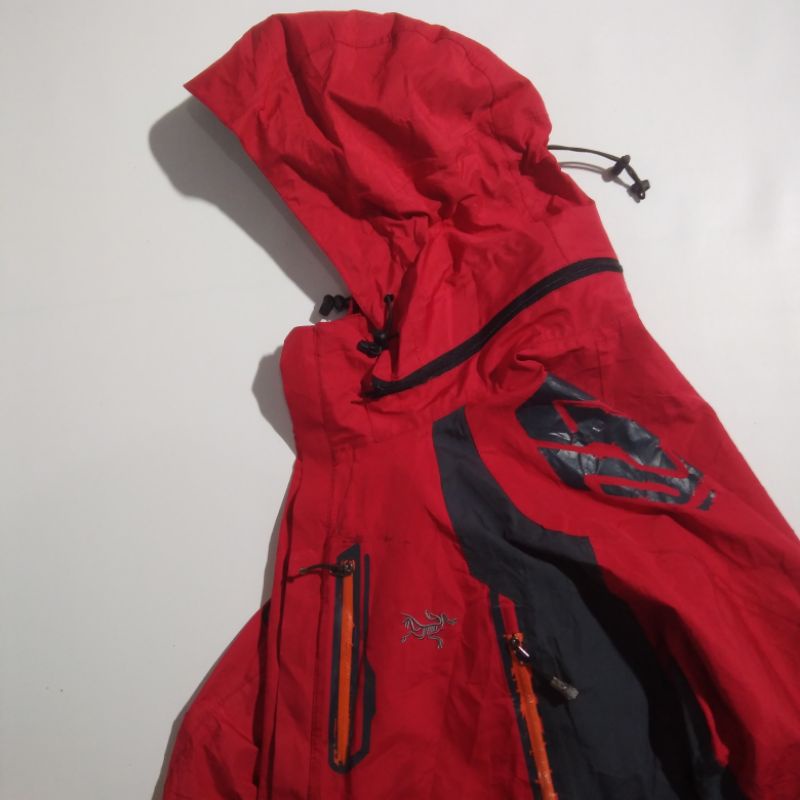 jaket outdoor arcteryx recco