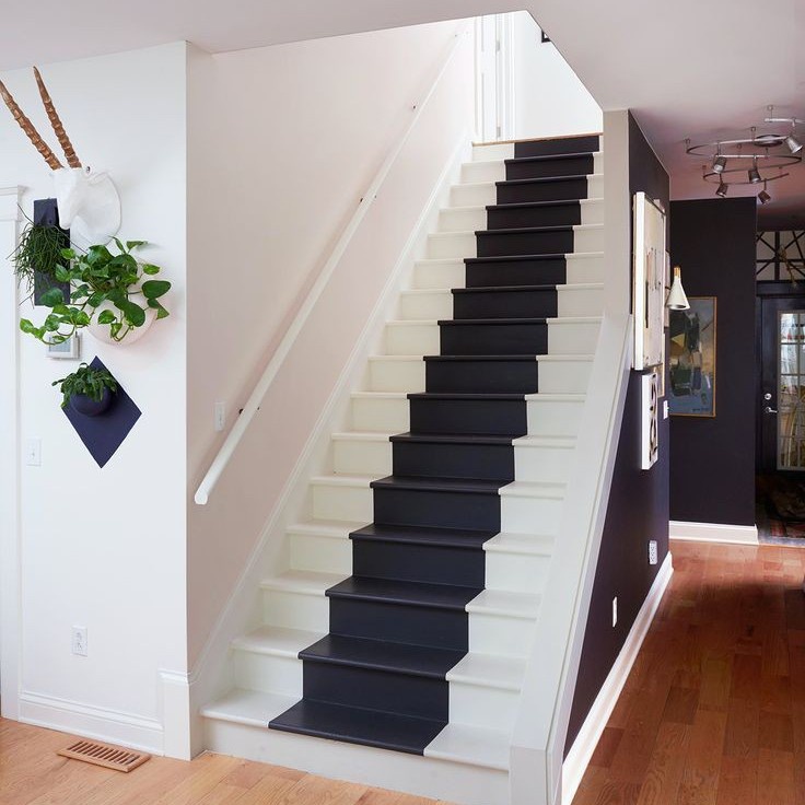 Granit Anak tangga kombinasi hitam glossy  cream custom ukuran