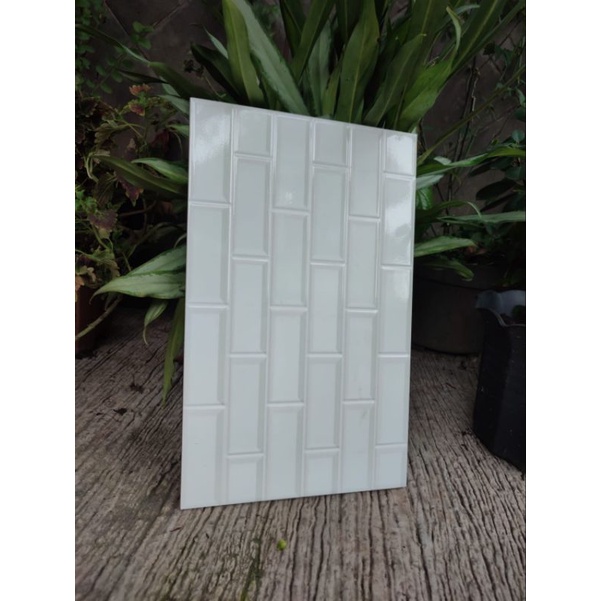 keramik dinding 25x40 Zurich white / kw-1/ glossy/ uno