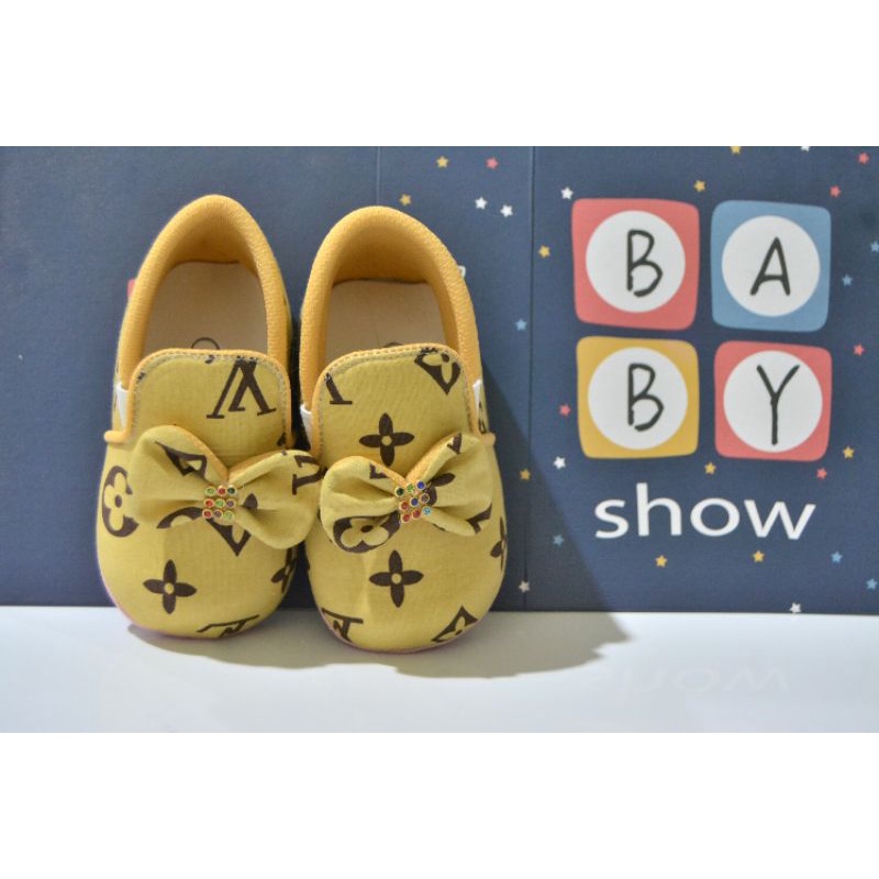 sepatu bayi slip on pita mutiara lve 0_12 bln