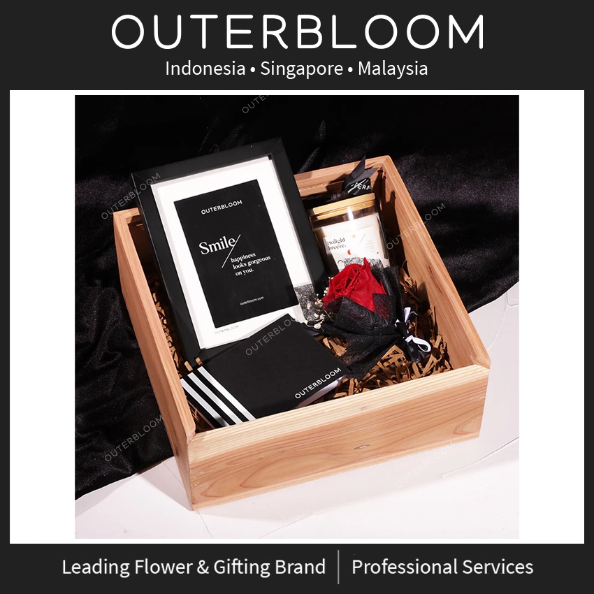 

Valentine Hampers - Outerbloom Shape of My Heart Hampers