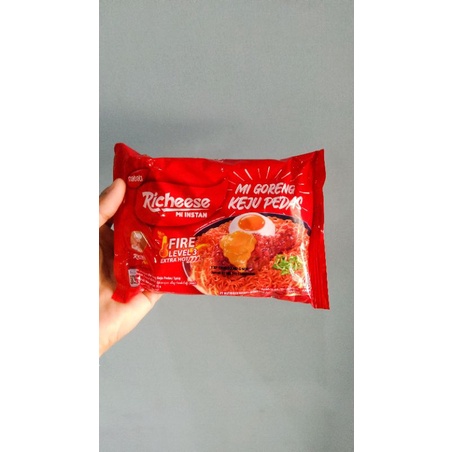

MIE RICHEESE//MIE INSTAN GORENG KEJU PEDAS