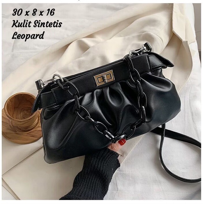 TAS SELEMPANG WANITA KECIL IMPORT KULIT HITAM CRESENT KOREA SLING BAG MUAT HP FASHION REMAJA KEKINIAN