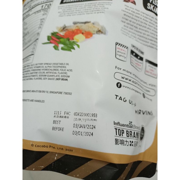 IRVINS Fish Skin 105gr salted egg ORIGINAL