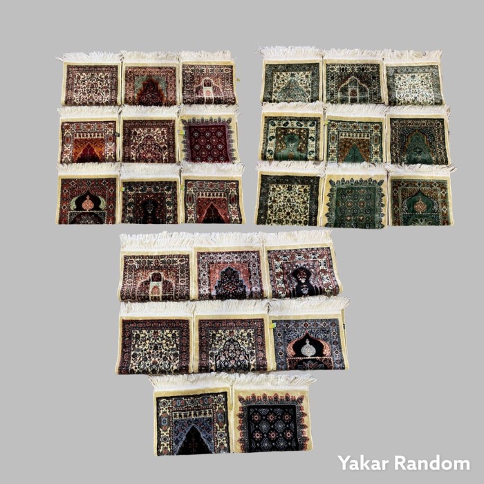 Sajadah sajadah bulu mini / sajadah yakar muka / sajadah muka turki - random / grosir(K9P3) Sajadah 
