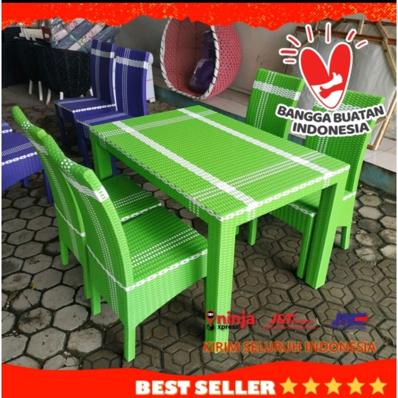 ( Ready Stok)Meja Makan Minimalis Set 4 Kursi Rotan Sintetis Murah Free Bantal