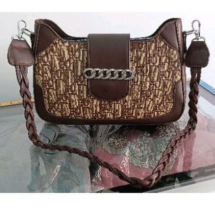 Tas Pesta Dior Coklat
