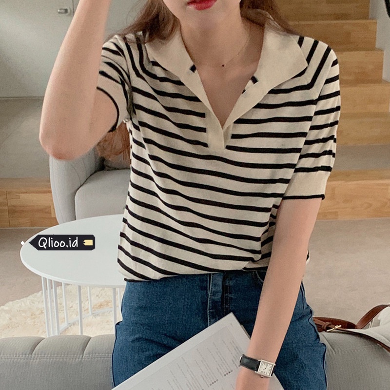 Knit Crop Top Kaos V-neck Rajut Lengan Pendek Korean Style T-shirt