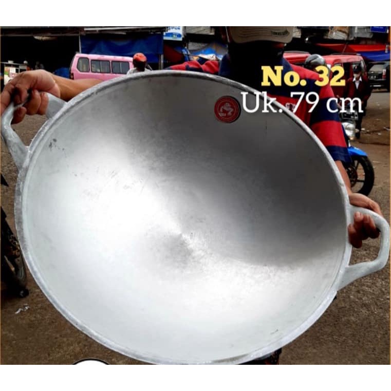 Wajan kuali penggorengan jumbo besar termurah alumunium no.32 (79cm)