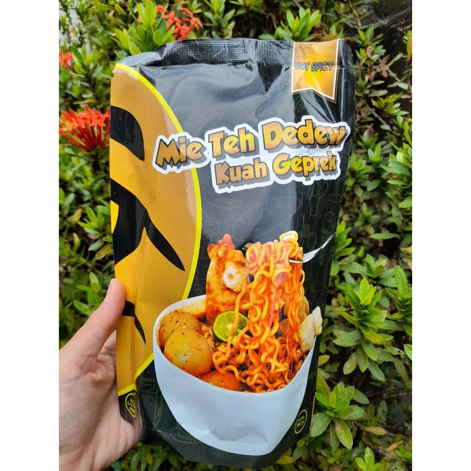 

Mie Kuah geprek teh Dedew
