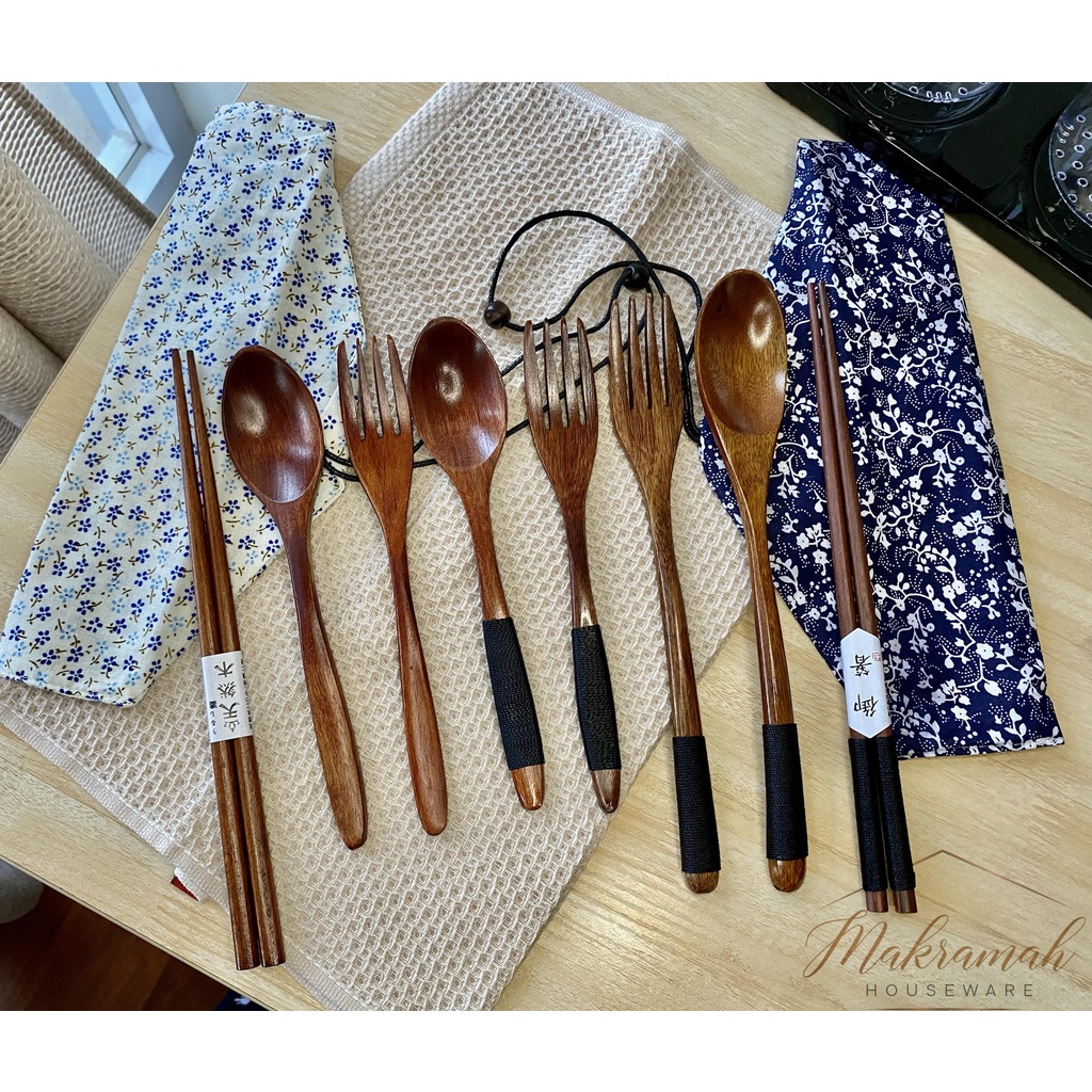 Sendok Kayu Aesthetic / 4 in 1 Set Alat Makan Kayu / Sendok Sujeo Korea Jepang / Sendok Garpu Sumpit