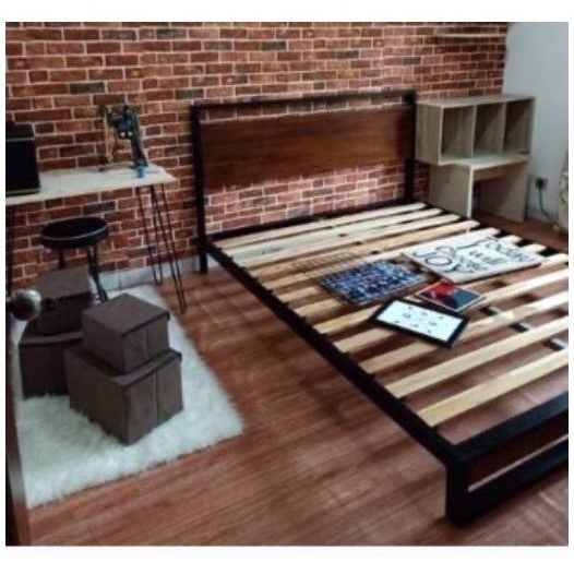 Dipan divan kasur ranjang besi campur kayu