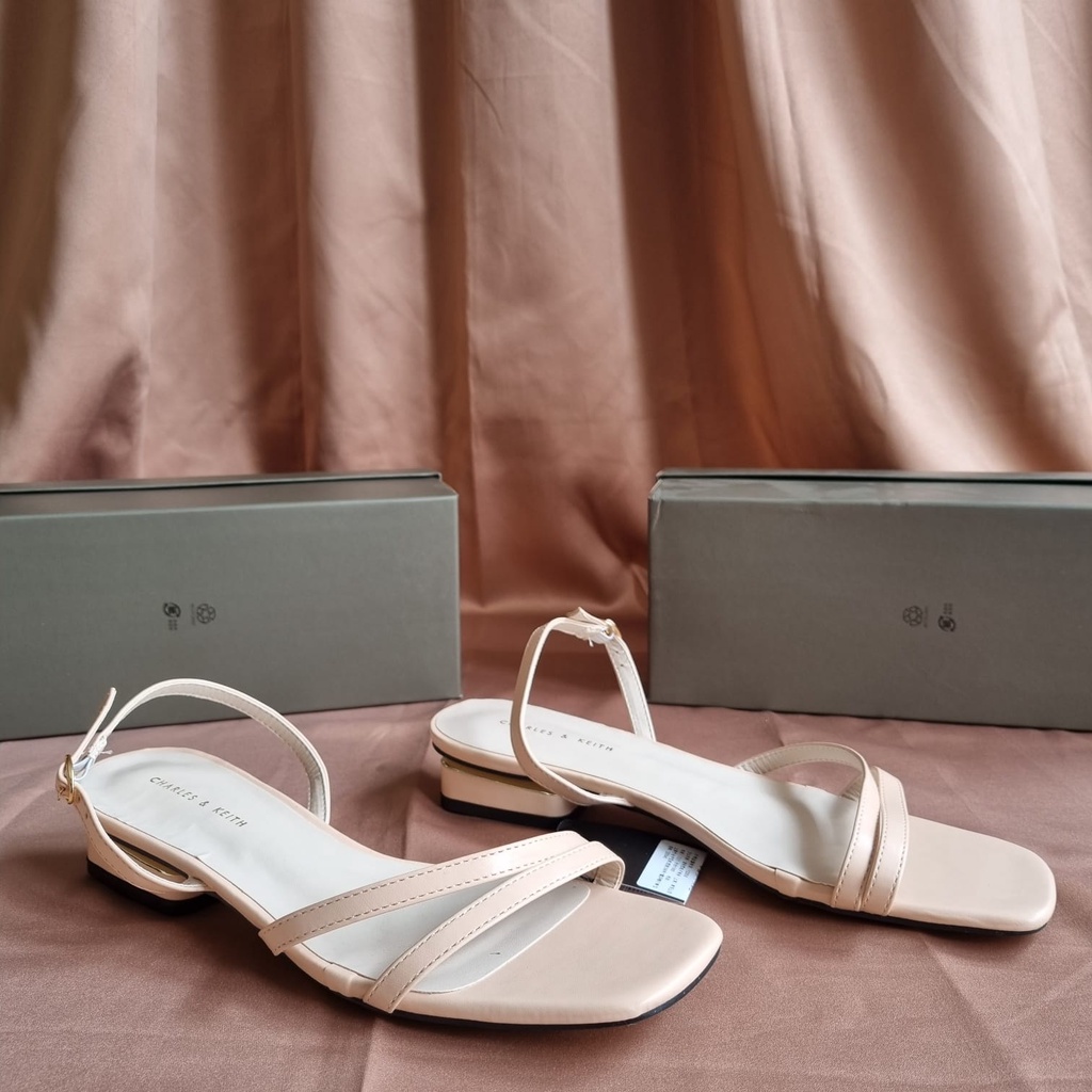SANDAL WANITA STRAPPY SLINGBACK