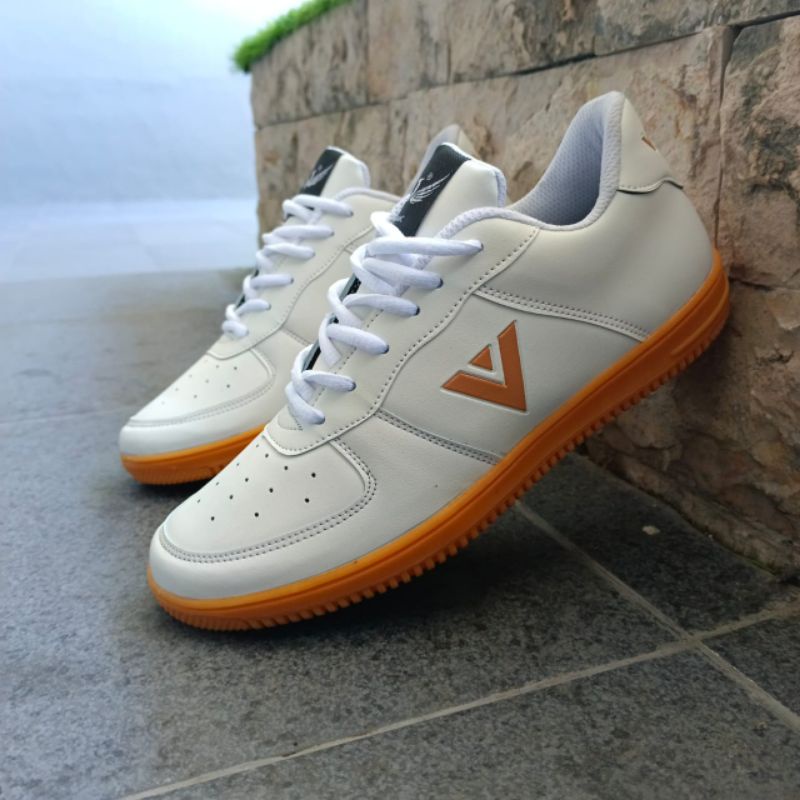 Vinic Indonesia - Sepatu Sneakers Casual Vinic Skyfall White Gump Spesial Edition