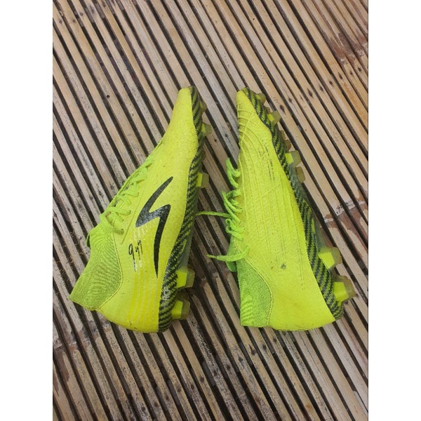 specs illuzion II limited edition super simic