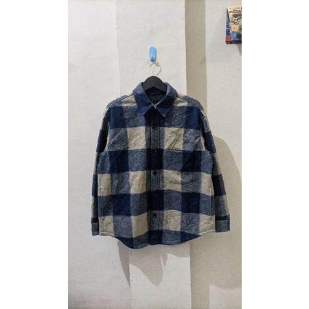 uniqlo wool overshirt plaid flannel jacket