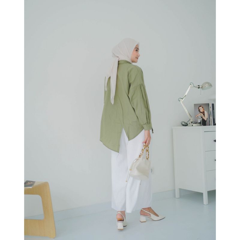 Ayesha Blouse Oversize/ Kemeja Katun Belah Belakang