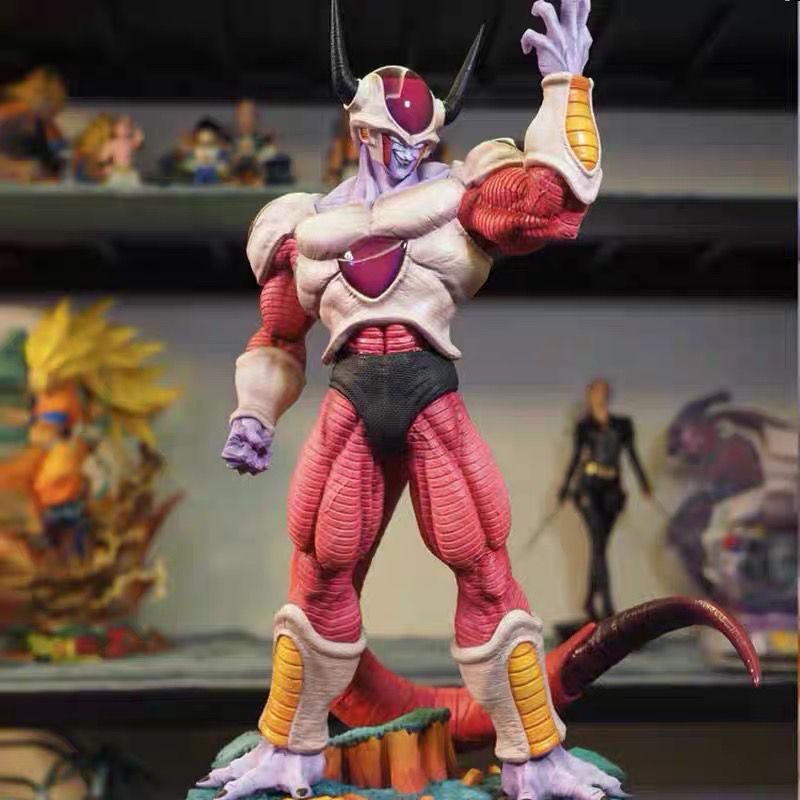 Mainan Action Figure Anime Dragon Ball Z Super Saiyan GK Frieza 2nd Form Bahan PVC Ukuran 32cm