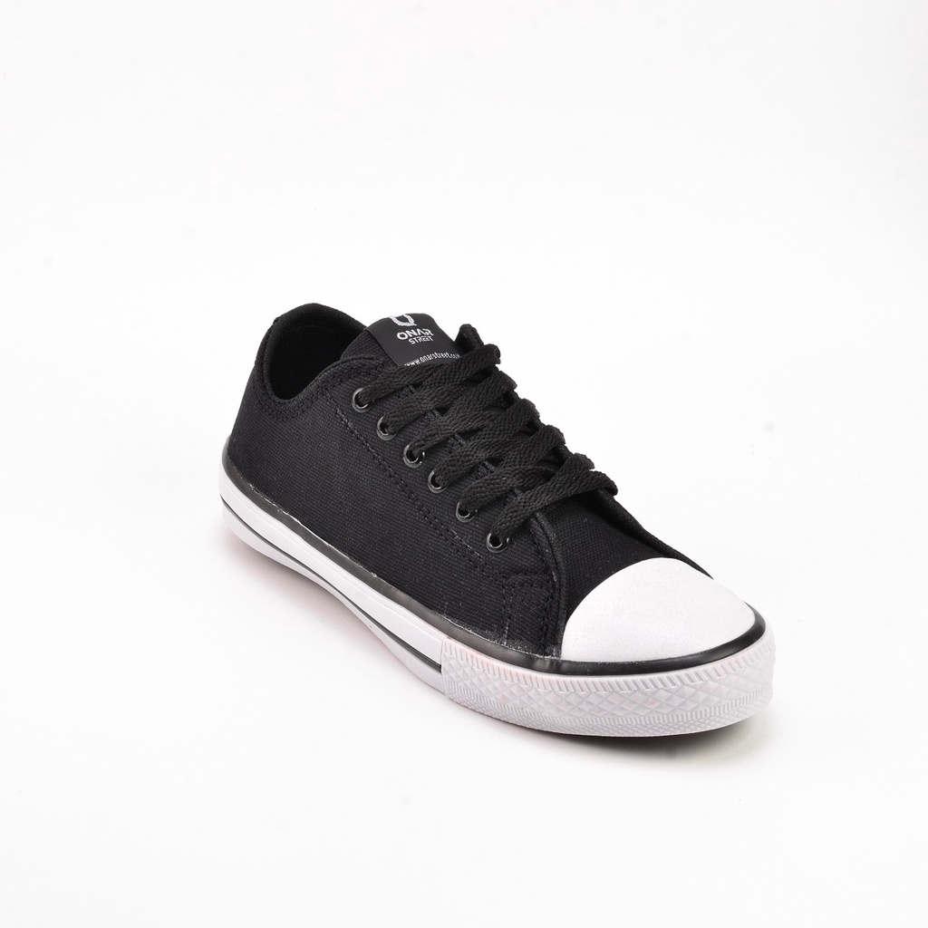 Sepatu Sneakers Premium Onarstreet Hitam Putih Pria Wanita Sneakers Black &amp; White Size 39-43 Premium Quality