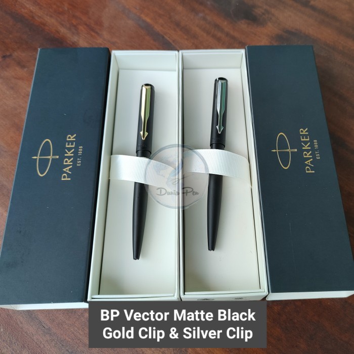 

Pen Parker Vector Original, Matte Black Gold Trim & Chrome Trim