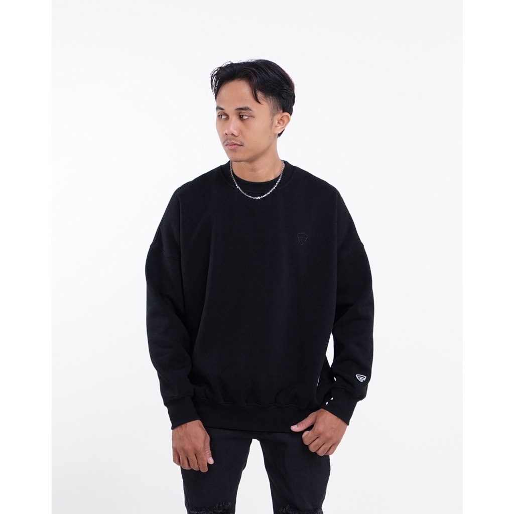 SWEATER OVER SIZE FRIDAY KILLER | BSC OS BLACK CREWNECK