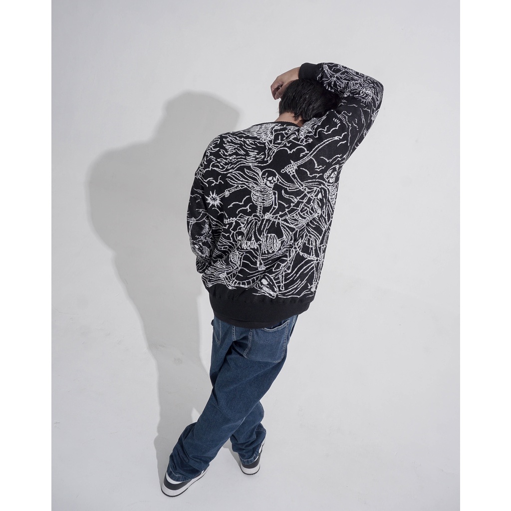 KNITWEAR OVERSIZE | WAR HORSE | BLACK | YIKESALLDAY